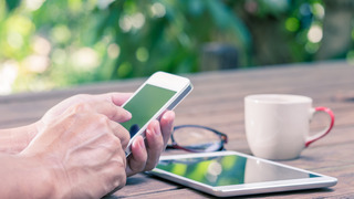 Tablet und Smartphone