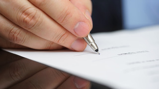 Vollmacht, Unterschrift